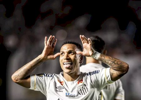 Com gol de Otero, Santos sai na frente pelo título Paulista