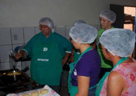 Secretaria de Assistência Social conclui cursos de qualificação e encerra atividades do ano