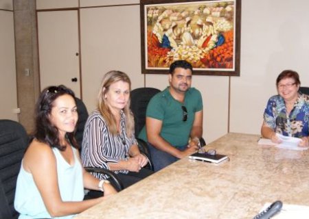 Secretária de Assistência Social de Aral Moreira se reúne com Tania Garib 