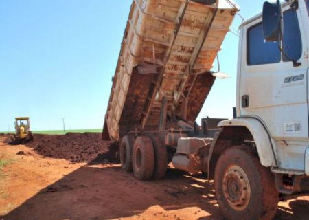 Governo do Estado está realizando manutenção da MS-481, em Aral Moreira