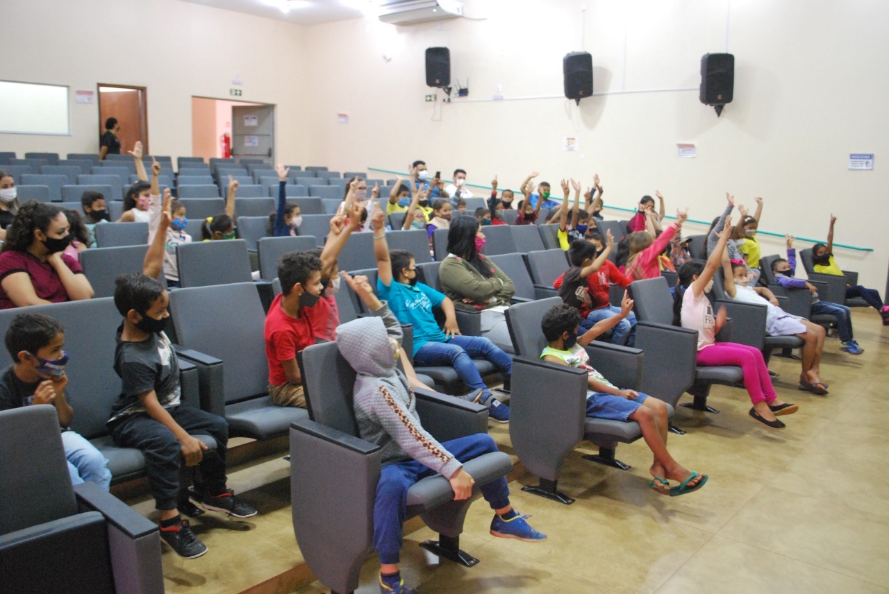Ação foi voltada para crianças da rede Municipal de ensino.