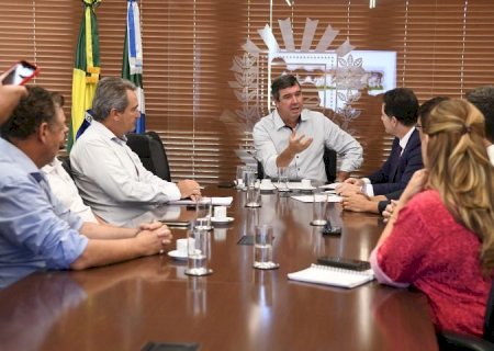 Governo de MS recebe projeto para melhoraria da produção leiteira no Estado