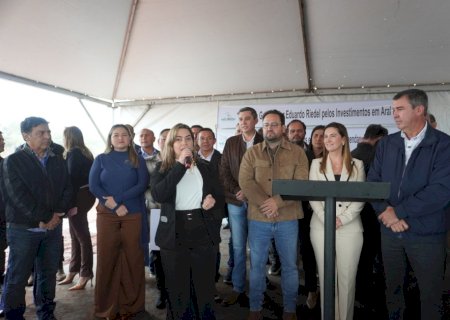 Vereadores de Aral Moreira recepcionam governador Eduardo Riedel e destacam investimentos de R$ 22 milhões no município